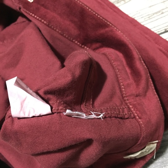 Madewell Velveteen Mini Skirt Size 27 Stretch Denim Straight Zip Front Burgundy - Picture 7 of 8